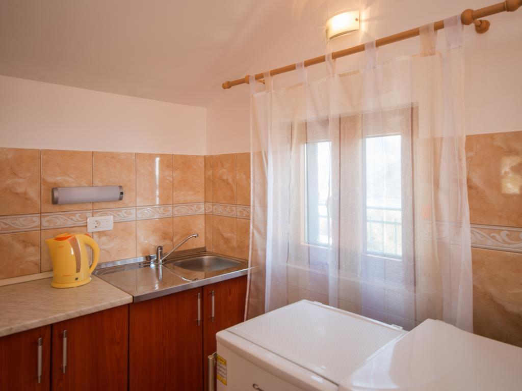 Holiday Home Sunny Hill Kamenari Rum bild