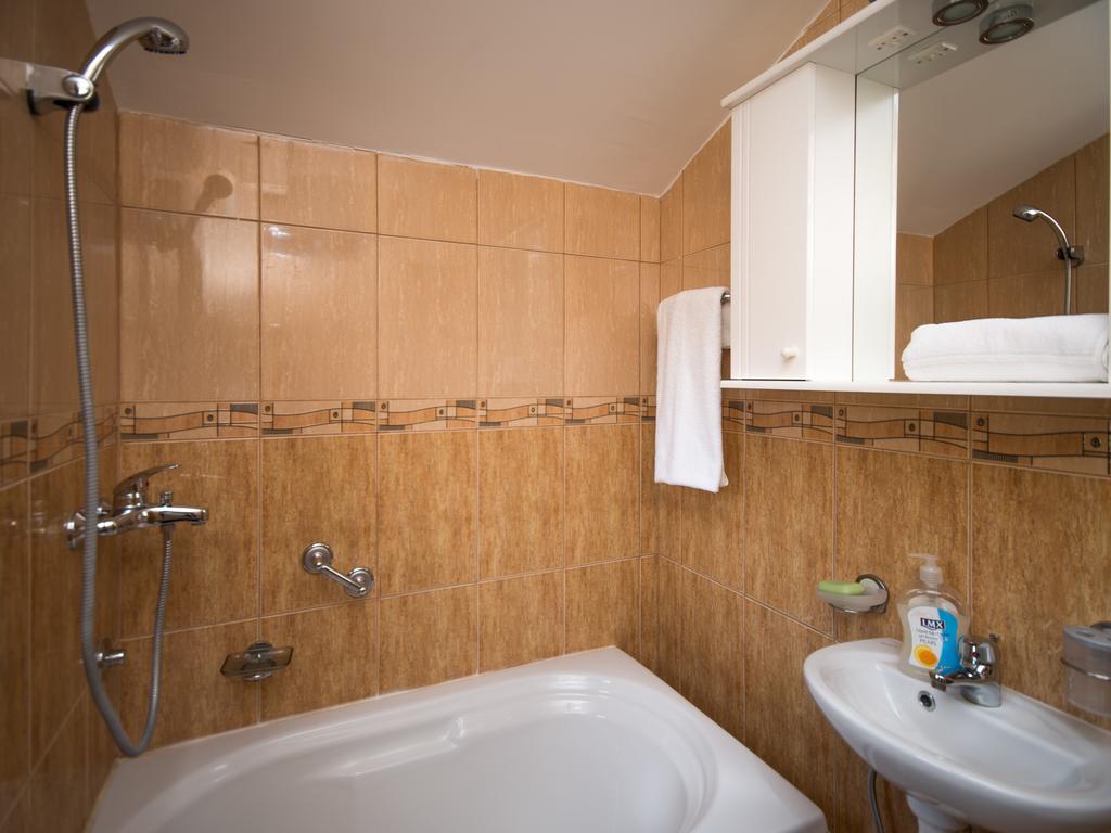 Holiday Home Sunny Hill Kamenari Rum bild